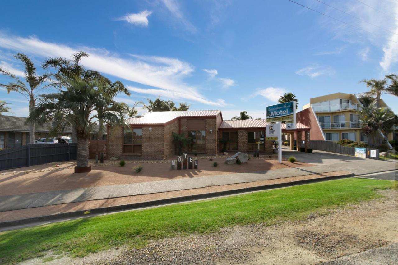 Cunningham Shore Motel Lakes Entrance Exteriör bild