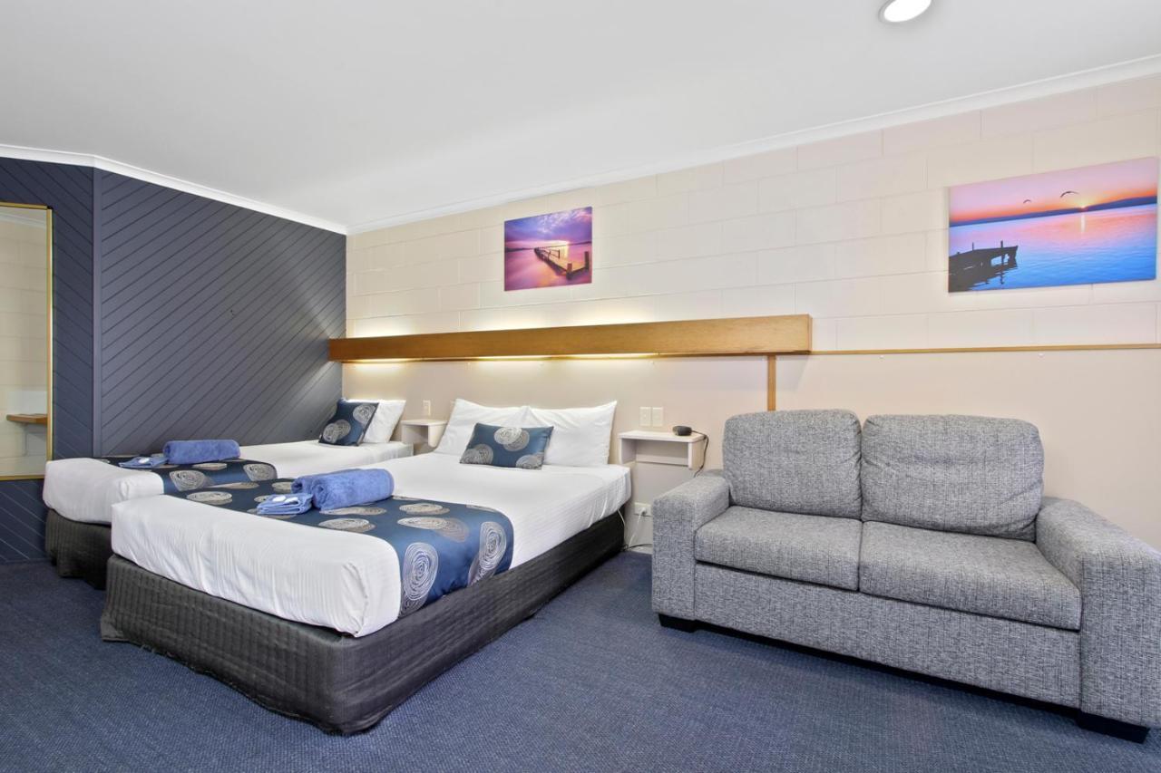 Cunningham Shore Motel Lakes Entrance Exteriör bild