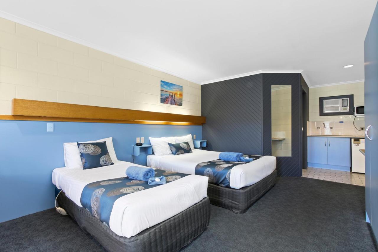 Cunningham Shore Motel Lakes Entrance Exteriör bild