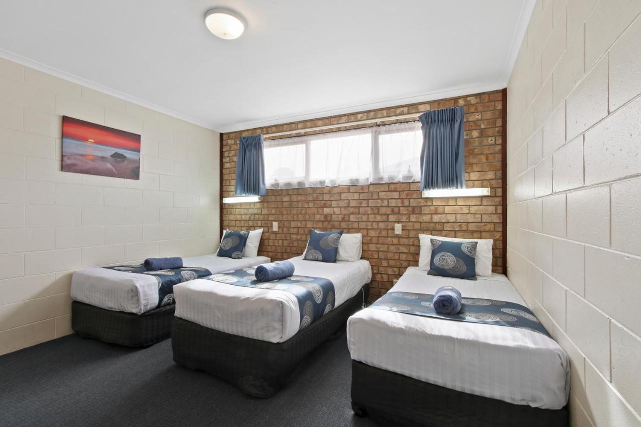 Cunningham Shore Motel Lakes Entrance Exteriör bild